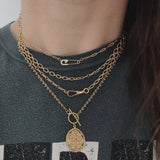 Collier Pin