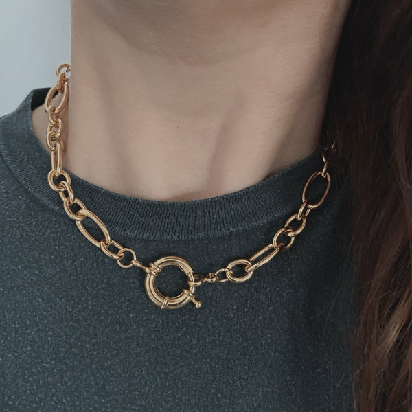 Collar Bala